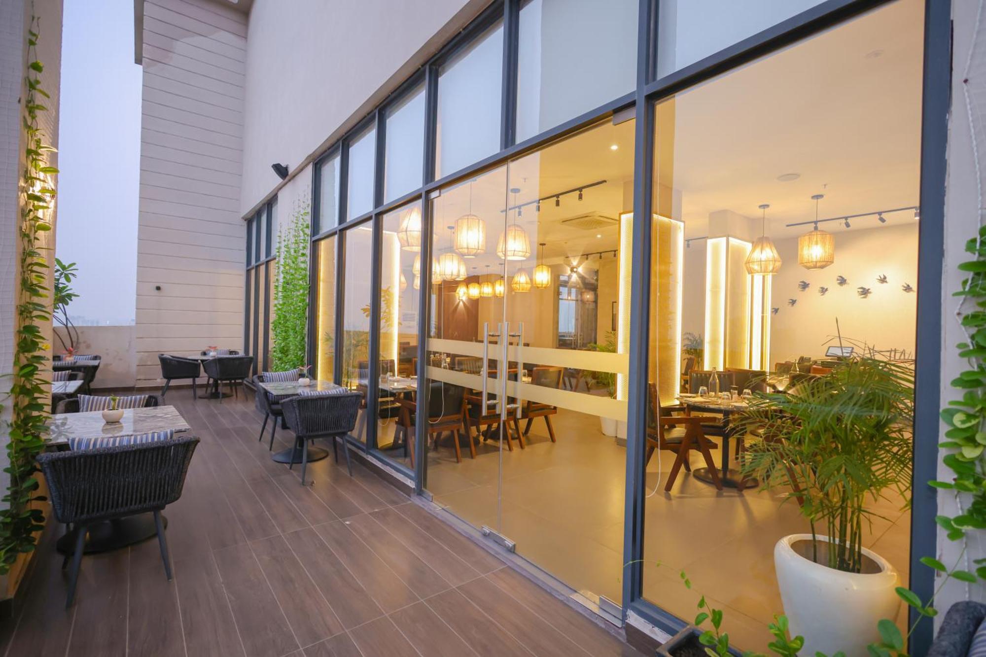 Rhythm Gurugram Hotel & Suites, Sohna Road Γκουργκάον Εξωτερικό φωτογραφία