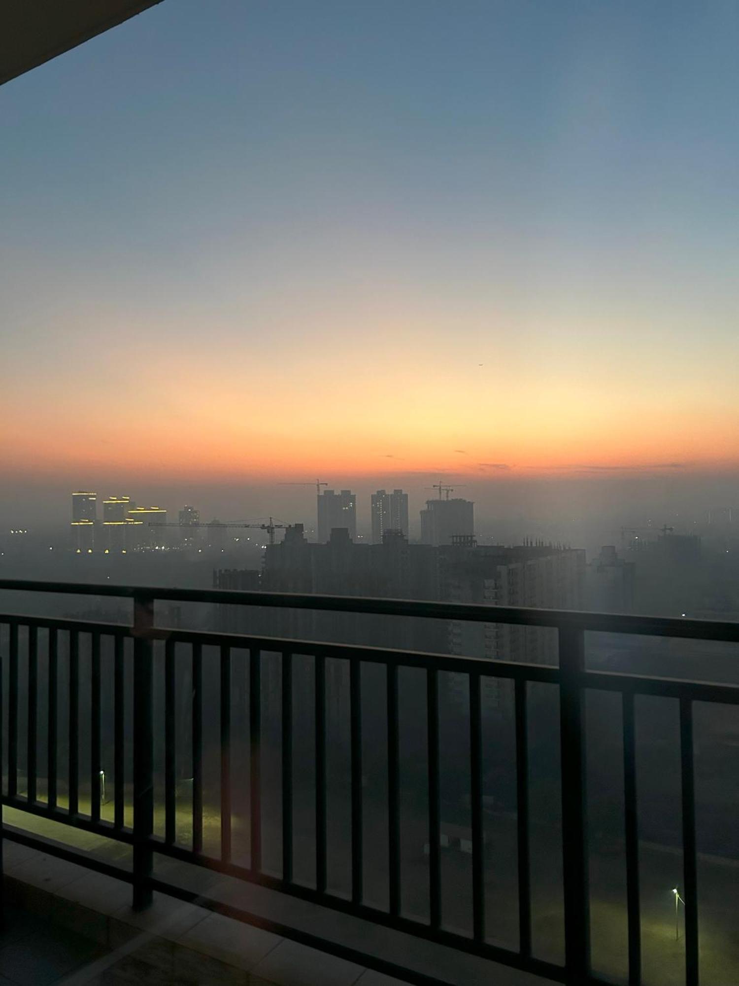 Rhythm Gurugram Hotel & Suites, Sohna Road Γκουργκάον Εξωτερικό φωτογραφία